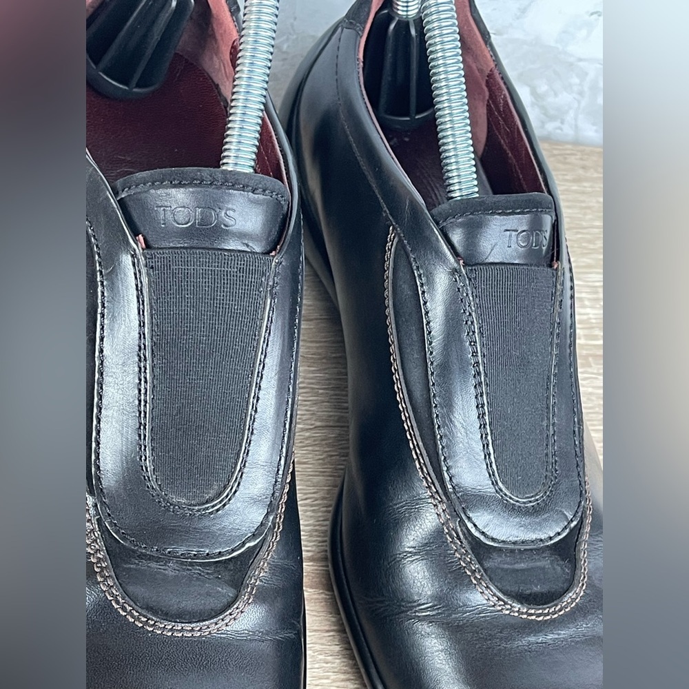 Tod's slip-on leather casual shoes size 39.5 /8.5 - Picture 6 of 9